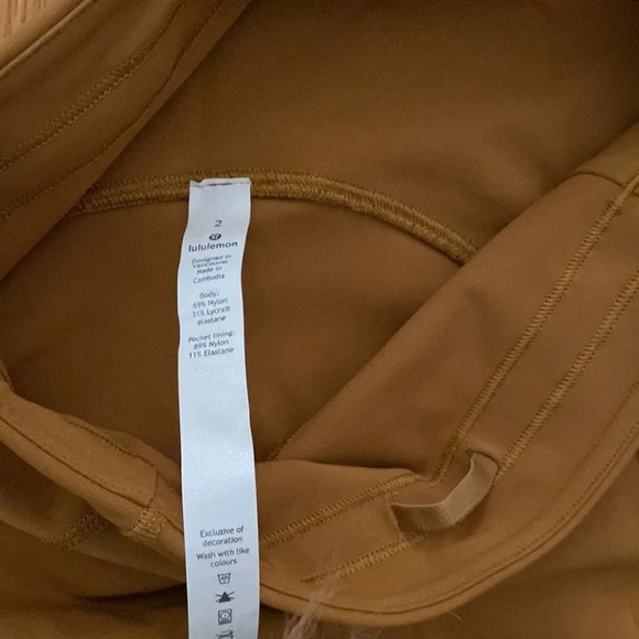 Lululemon sz 2 Fast and Free reflective high rise tights  NWOT - Picture 5 of 8